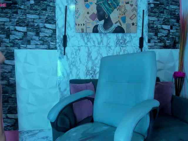queencuarxxo webcam
