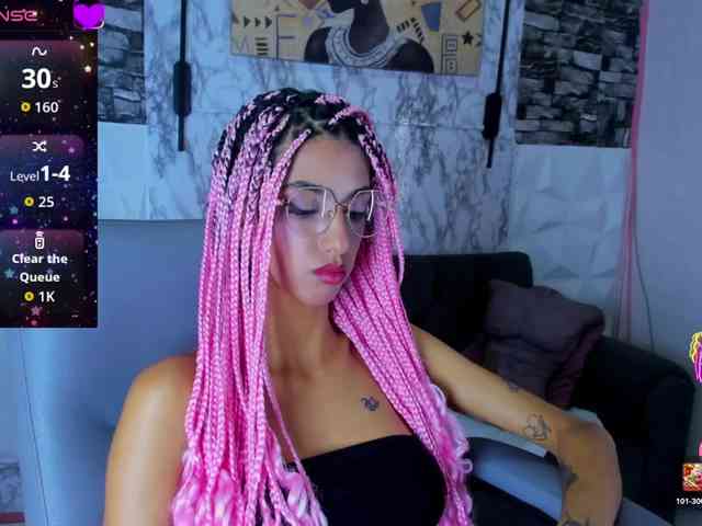 queencuarxxo webcam
