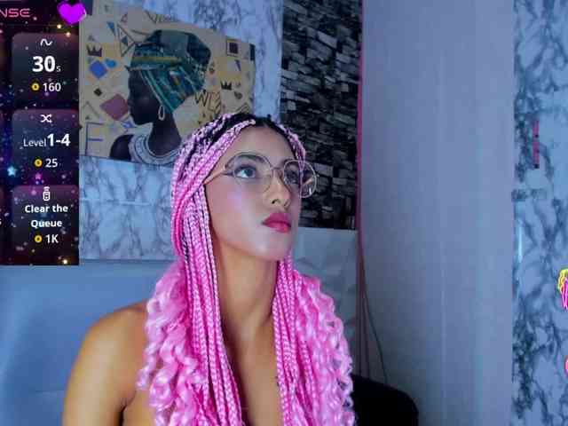 queencuarxxo Live Webcam on BongaCams