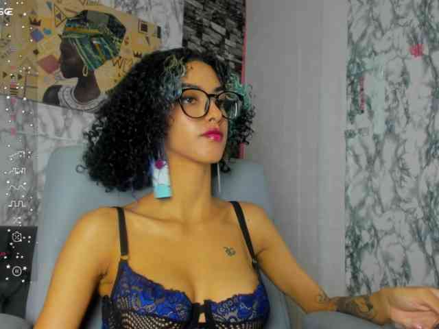 queencuarxxo webcam