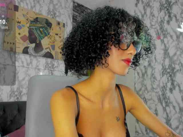 queencuarxxo webcam