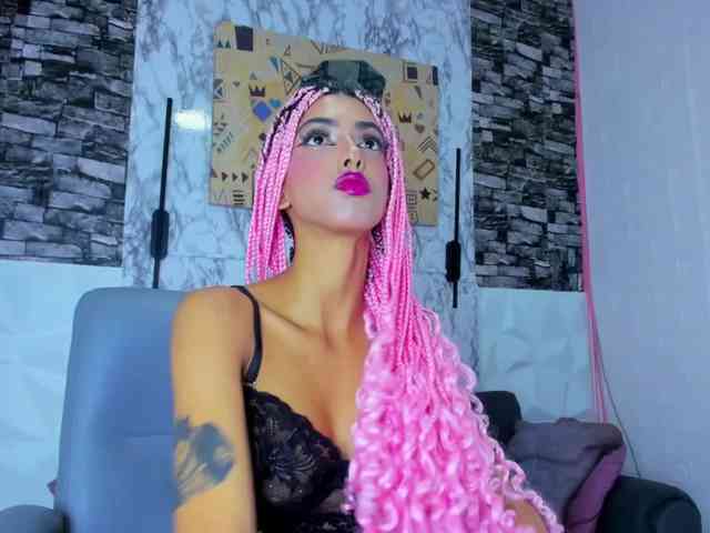 queencuarxxo webcam