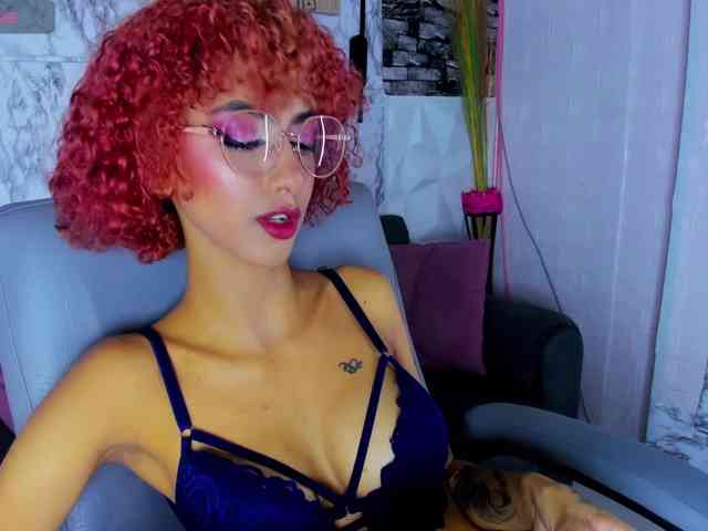 queencuarxxo webcam