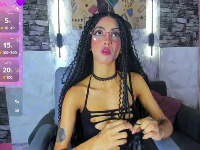 queencuarxxo webcam