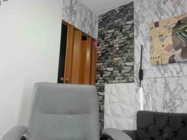 queencuarxxo webcam