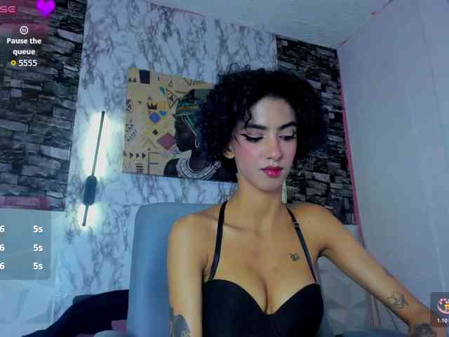 queencuarxxo webcam