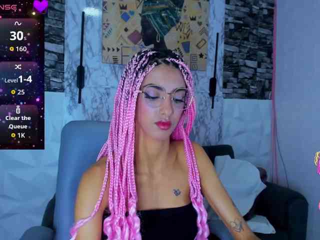 queencuarxxo webcam