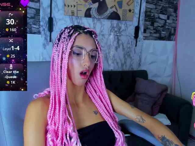 queencuarxxo webcam