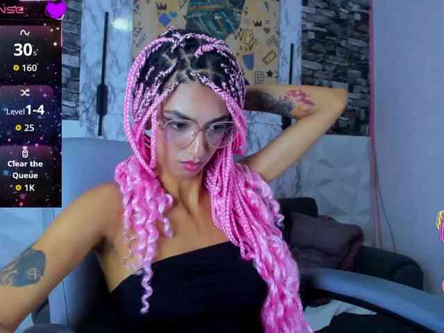 queencuarxxo webcam