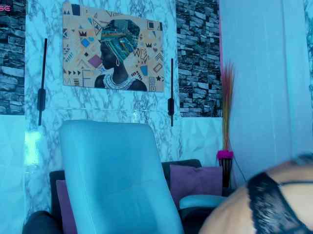 queencuarxxo webcam