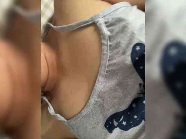 Alliyah69 webcam