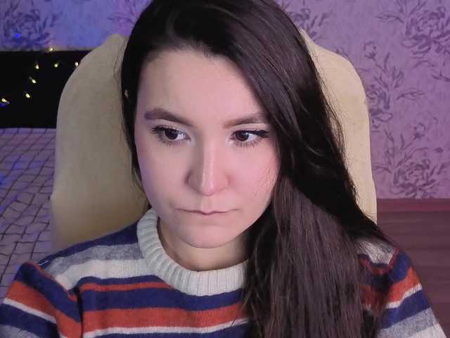 annie-fleur's BongaCams show and profile