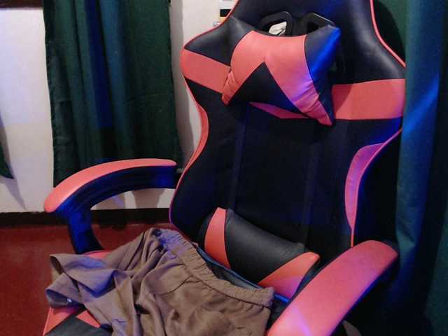 Enchantressxxshaira's BongaCams show and profile