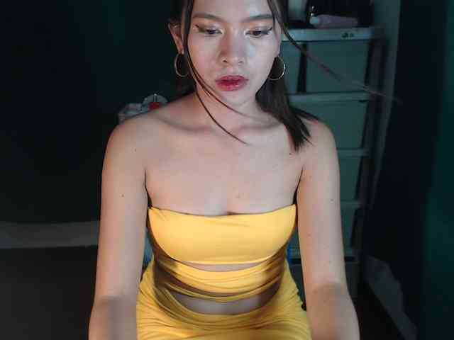 Enchantressxxshaira webcam