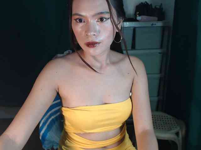 Enchantressxxshaira webcam