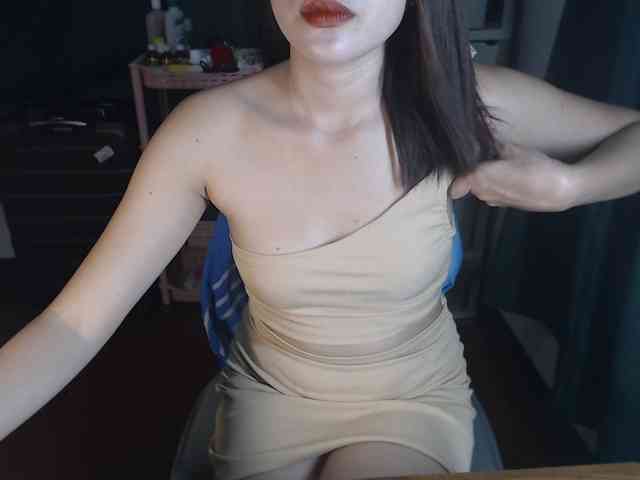 Enchantressxxshaira webcam