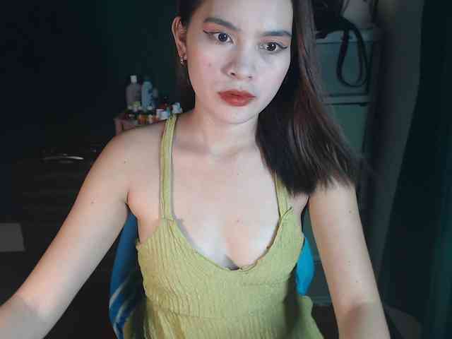 Enchantressxxshaira webcam