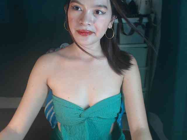 Enchantressxxshaira webcam