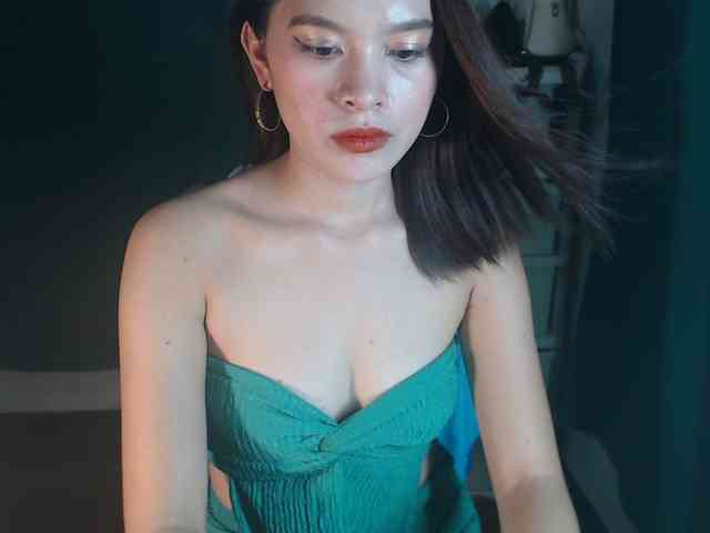 Enchantressxxshaira webcam