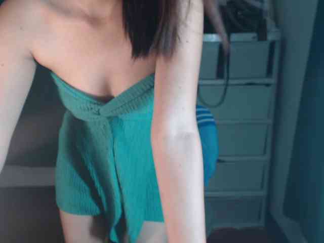 Enchantressxxshaira webcam