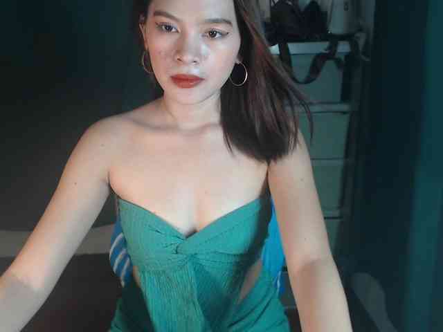 Enchantressxxshaira webcam