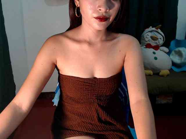 Enchantressxxshaira webcam