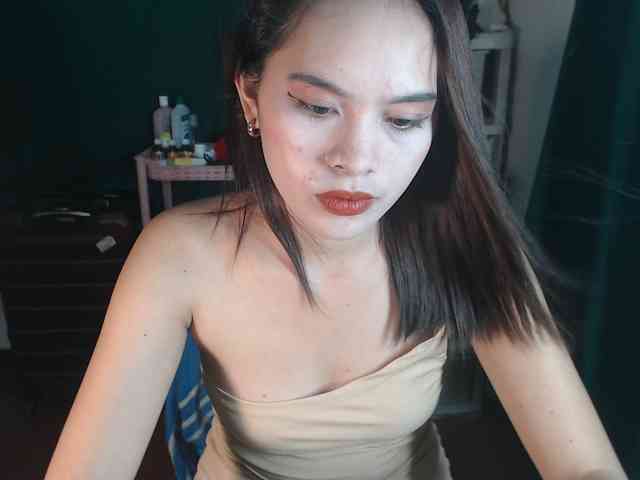 Enchantressxxshaira webcam