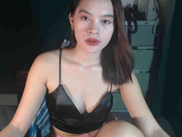 Enchantressxxshaira webcam