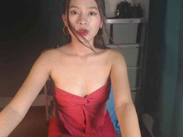 Enchantressxxshaira webcam