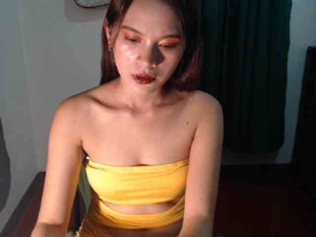 Enchantressxxshaira webcam