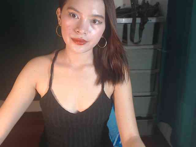 Enchantressxxshaira webcam