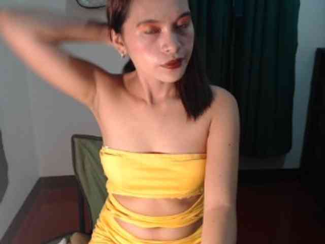 Enchantressxxshaira webcam