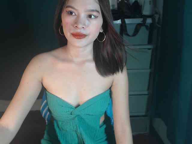 Enchantressxxshaira webcam