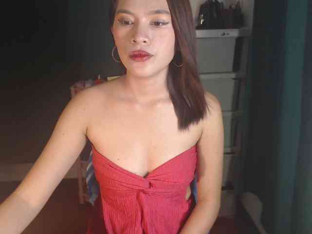 Enchantressxxshaira webcam