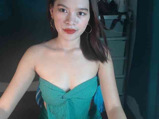 Enchantressxxshaira webcam