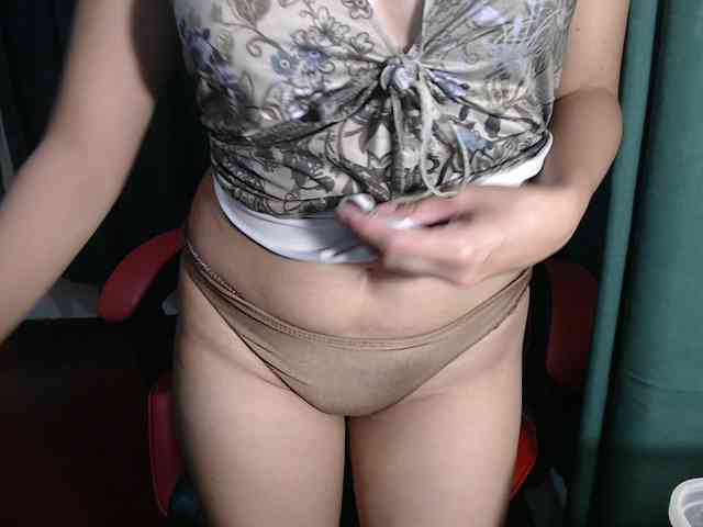 Enchantressxxshaira webcam