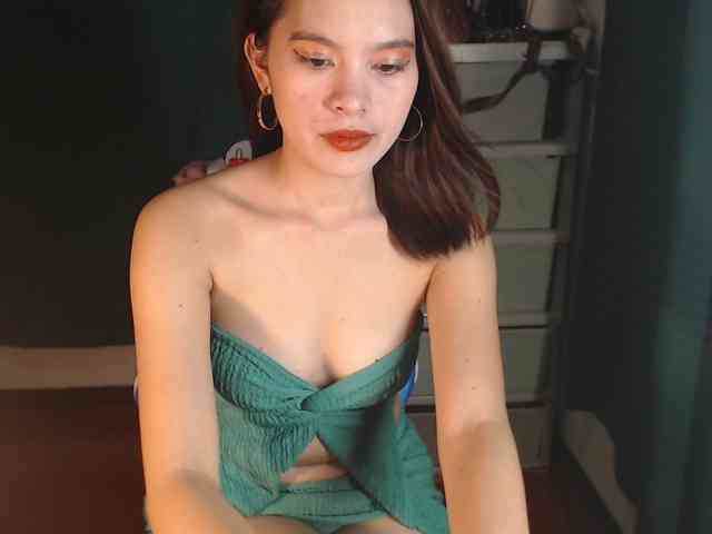Enchantressxxshaira webcam