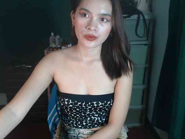 Enchantressxxshaira webcam