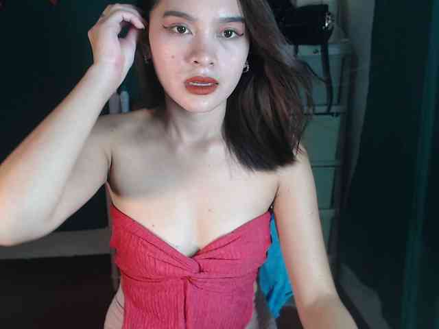 Enchantressxxshaira webcam