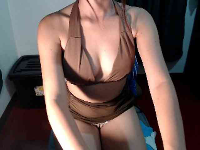Enchantressxxshaira webcam