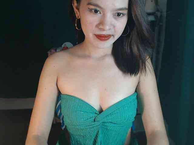 Enchantressxxshaira webcam