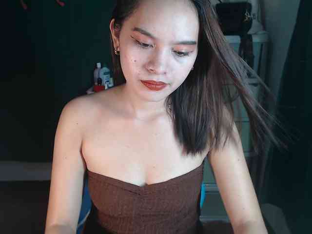 Enchantressxxshaira webcam