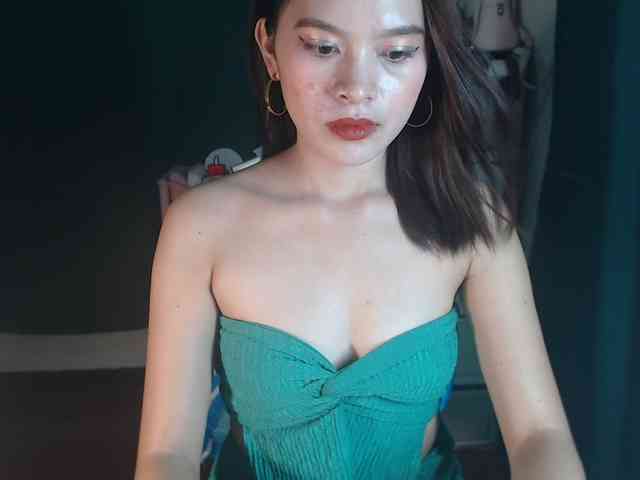 Enchantressxxshaira webcam