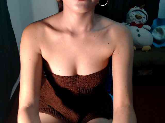Enchantressxxshaira webcam