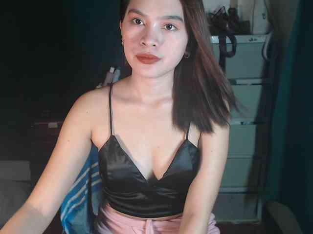 Enchantressxxshaira webcam