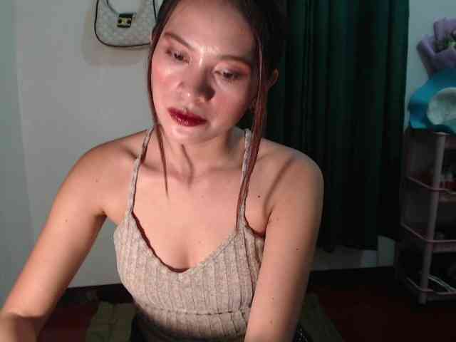 Enchantressxxshaira webcam