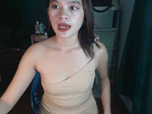 Enchantressxxshaira webcam