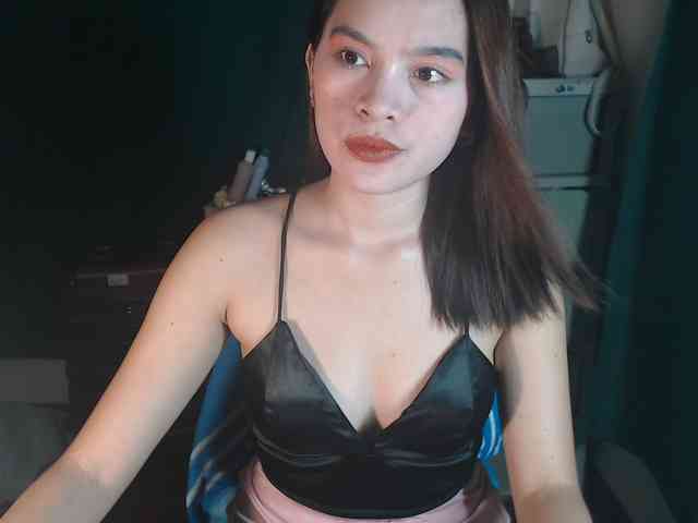 Enchantressxxshaira webcam