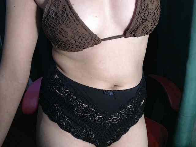 Enchantressxxshaira webcam