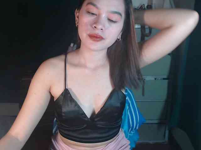 Enchantressxxshaira webcam